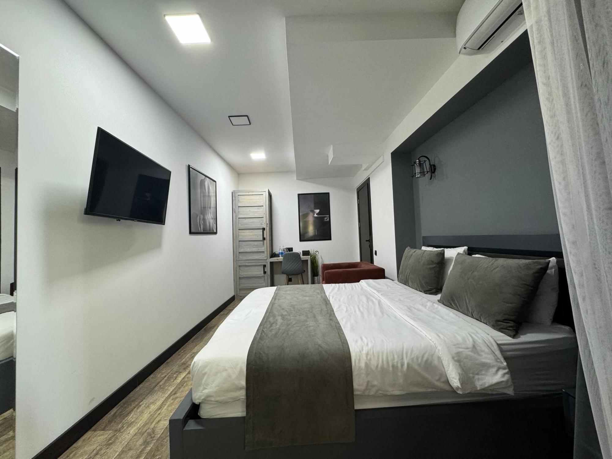 The Phoenix Boutique Hotel Erywań Zewnętrze zdjęcie